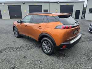 Peugeot 2008 Active Premium+ - Image 3