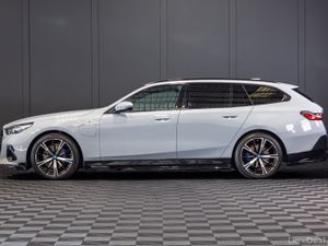 2025 BMW 5-Series 530e M-Sport (G61) - Image 3