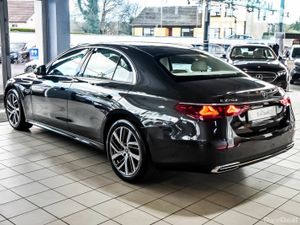 Mercedes-Benz E-Class E220d Avantgarde Plus Auto - Image 4