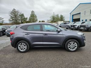 Hyundai Tucson Executive 5DR - Image 3