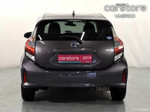 Toyota Aqua 1.5 HYBRID AUTO - Image 4