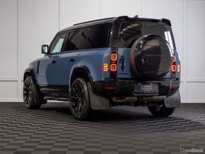 222 Land Rover Defender 110 D300 2 Seat Commercial - Image 4