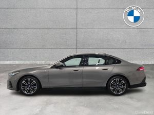 BMW 5-Series 530e M Sport Saloon - Image 4