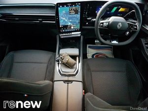 Renault Austral techno esprit Alpine E-Tech 200 Au - Image 2