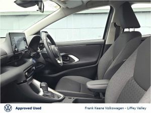 Toyota Yaris LUNA 1.5 HYBRID *ONE OWNER* *IRISH CA - Image 4