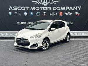 Toyota Aqua Hybrid - Image 4