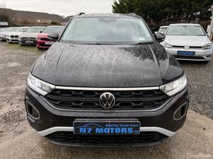 2023 Volkswagen T-Roc  2.0 LIFE - Image 3