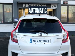 Honda Fit 2017 1.5 Hybrid Automatic - Image 2