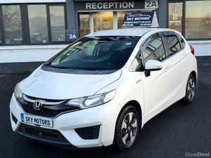 Honda Fit 2017 1.5 Hybrid Automatic - Image 3