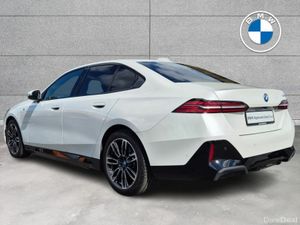 BMW 5-Series 530e M Sport Saloon - Image 3