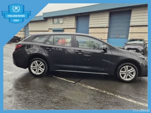 Toyota Corolla LUNA/2022/IRISH CAR/1.8 PETROL HYBR - Image 4