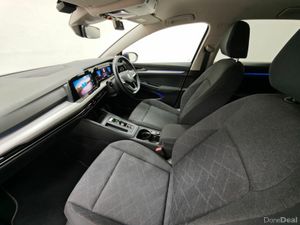 Volkswagen Golf 1.0 ETSI ACTIVE Automatic, Reversi - Image 2