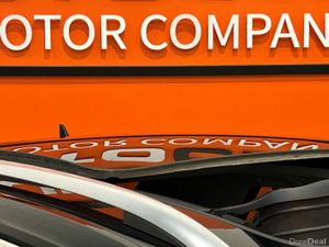 Volkswagen T-Roc PANORAMIC SUNROOF Sport 1.5 TSI M - Image 4