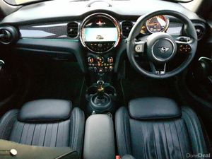 Mini Cooper Exclusive Auto - Image 4