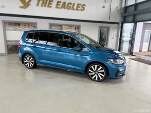 Volkswagen Touran 2017 - Image 2