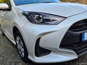 Toyota Yaris 1.5 Hybrid X pack - Image 4