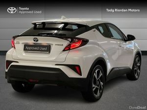 Toyota C-HR HYBRID SPORT - Image 2