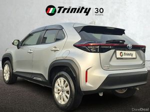 Toyota Yaris Cross ** 1.5 HYBRID ** AUTO ** HUGE S - Image 3