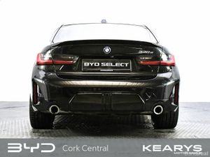 BMW 3-Series 330e M Sport Pro Auto TOP SPEC - Image 3