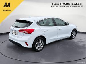 2019 Ford Focus 1.5Tdci Zetec 120BHP - Image 3