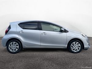 Toyota Aqua 2015 Hybrid - Image 4