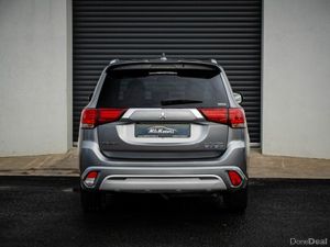 Mitsubishi Outlander 2.4 4H Phev 132BHP 5DR Auto - Image 4
