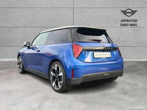 Mini Cooper Cooper SE - Image 2