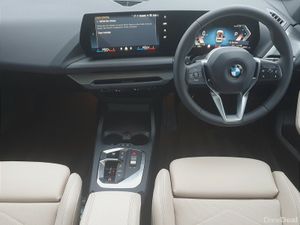 BMW 1-Series 120 Sport - Image 4