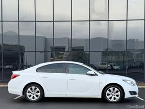 152 Vauxhall Insignia *NCT *Tax - Image 4