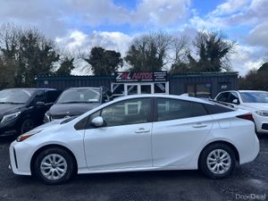 21 Toyota Prius PushStart - Image 4