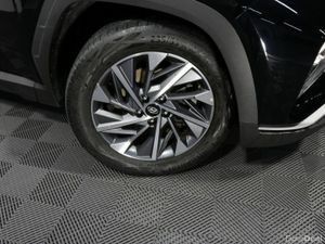 Hyundai Tucson EXECUTIVE 1.6L DIESEL SUV - Image 3