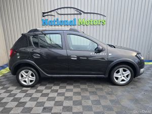 2015 Dacia Sandero Stepway 0.9 Petro TCe SIGNATURE - Image 2