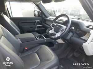 Land Rover Defender 3.0 90 SE HARD TOP - Image 4