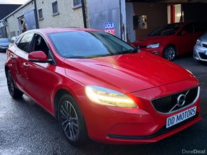 Volvo v40 1.5  2017 Automatic - Image 2