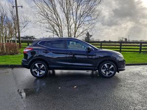 Nissan Qashqai diesel ( NCT and TAX ) - Image 3
