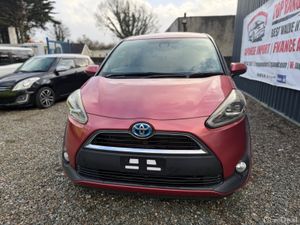 Toyota Sienta 2016  MPV 6 seater - Image 4