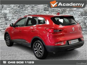 Renault Kadjar Equilibre TCE 140 Auto EDC MY2 - Image 3