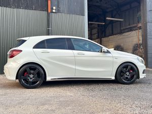 Mercedes-Benz A250 AMG line - Image 3