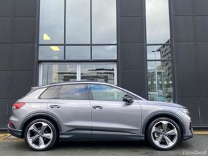 Audi Q4 e-tron 45 S-Line Black Edition Quattro Aut - Image 4
