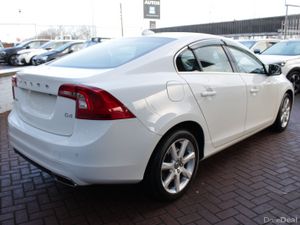 2.0D4 SE LUXURY PLUS AUTOMATIC // IMMACULATE CONDI - Image 4