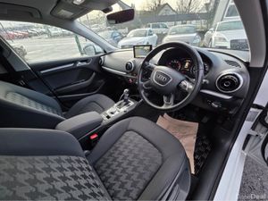 Audi A3 1.4 TFSI PRIVACY GLASS REVERSING CAMERA - - Image 4