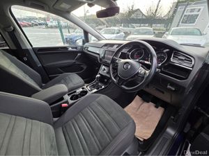 Volkswagen Touran 1.4 TSI 7 SEATER CARPLAY ANDROID - Image 4