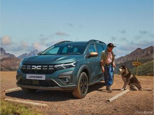 Dacia Jogger Essential TCe 110 *ORDER YOUR 261 TOD - Image 2