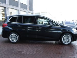 2.0D SE LUXURY 7 SEATER AUTOMATIC // IMMACULATE CO - Image 3