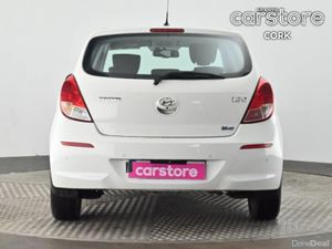 Hyundai i20 1.2 Premium - Image 4
