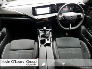 Opel Astra GS 1.2 Turbo 130PS 6 Speed - Image 3