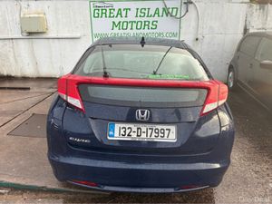 Honda Civic 1.6 I DTEC ES 5DR - Image 2
