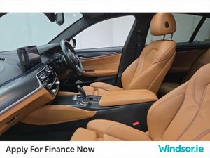 BMW 5-Series 530E M Sport PHEV 292BHP *SUN ROOF - Image 4