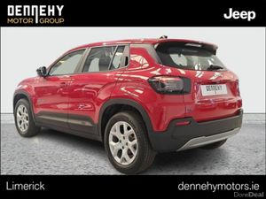 Jeep Avenger Full Leather BEV 54KWH ALTITUDE 156HP - Image 4