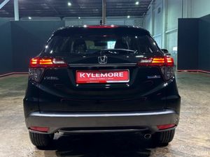 Honda Vezel AUTOMATIC 1.5L HYBRID HONDA X - REVERS - Image 4